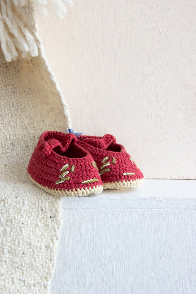Knit Baby Slippers (3 - 6 months) - 7 Styles